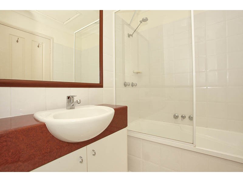 65/2-6 Ghilgai Road, Merrimac QLD 4226