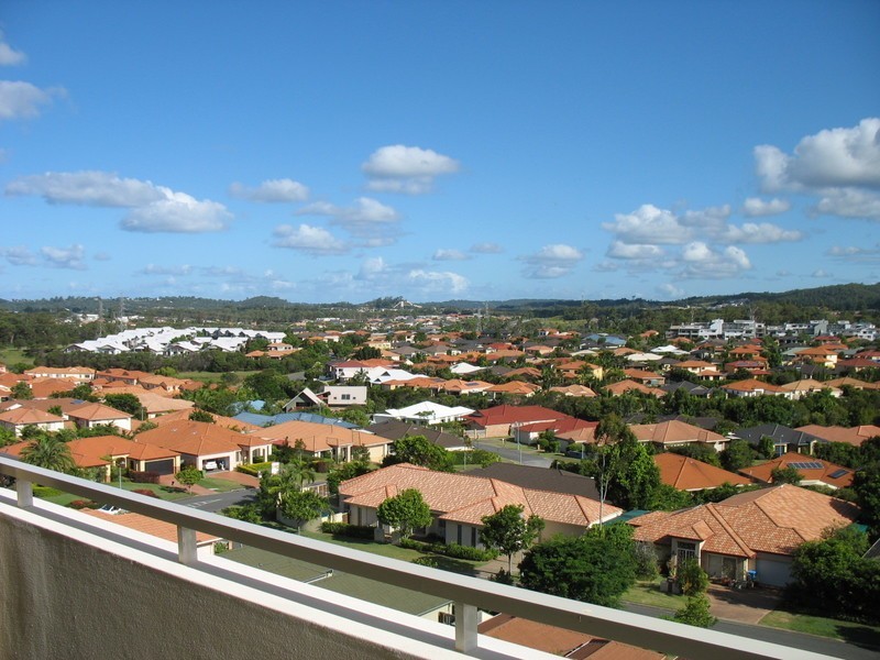 8/510 Christine Avenue, Robina QLD 4226