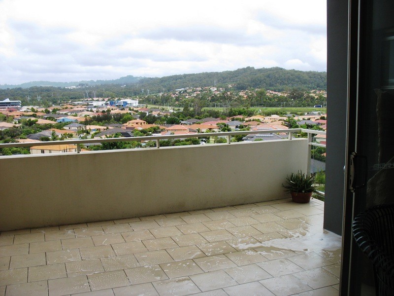 8/510 Christine Avenue, Robina QLD 4226