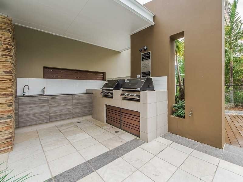 302/50 Riverwalk Avenue, Robina QLD 4226