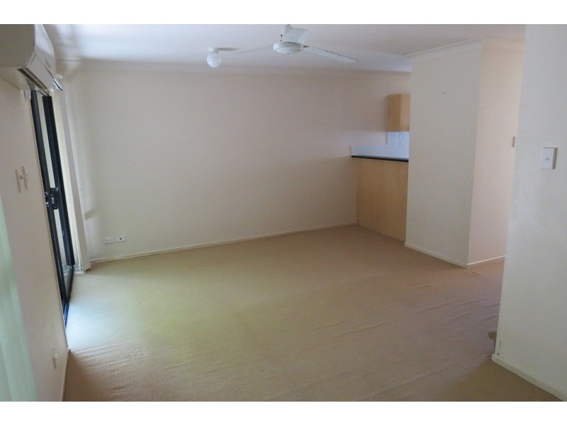 8/232 Queen Street, Southport QLD 4215