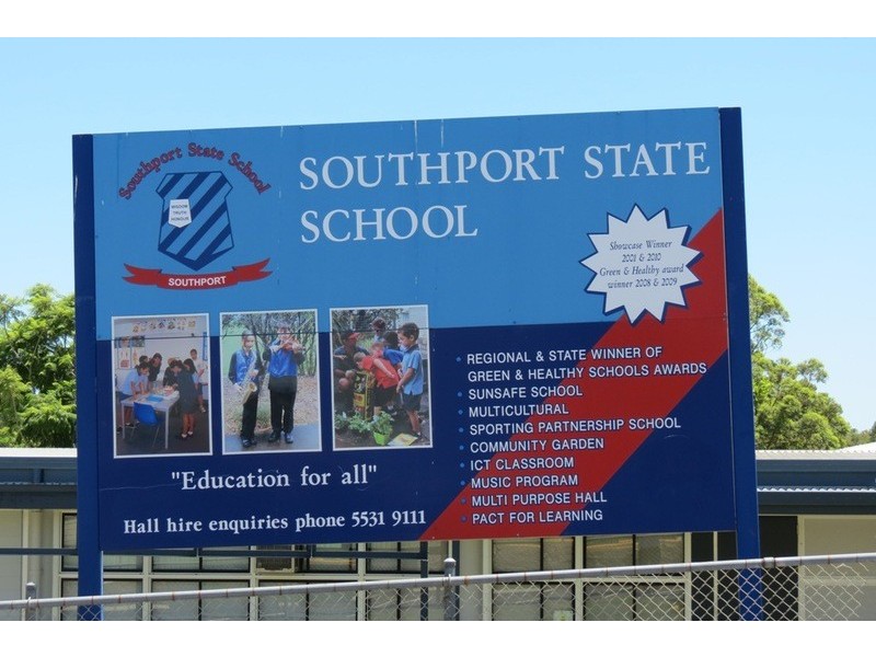 8/232 Queen Street, Southport QLD 4215