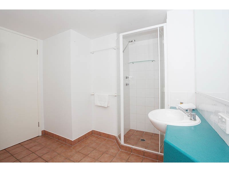 5/20 Anne Avenue, Broadbeach QLD 4218