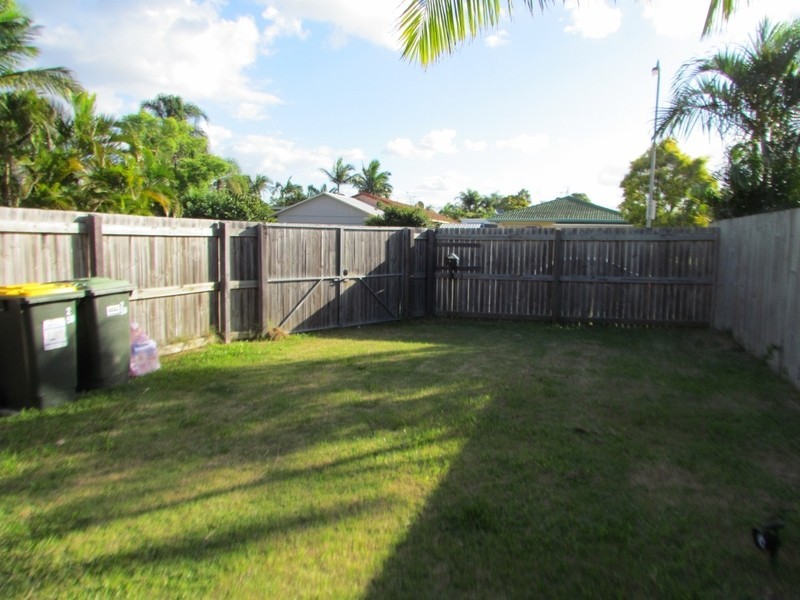 2/50 Botanical Drive, Labrador QLD 4215