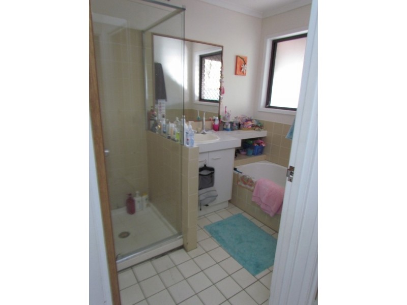 2/50 Botanical Drive, Labrador QLD 4215