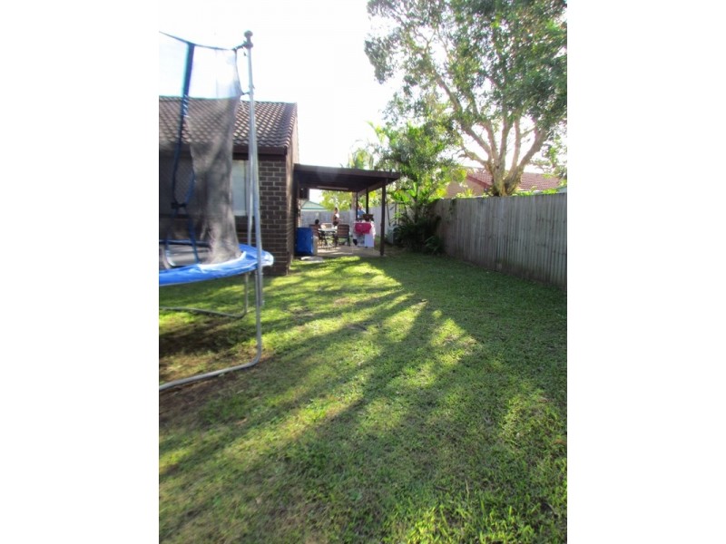 2/50 Botanical Drive, Labrador QLD 4215