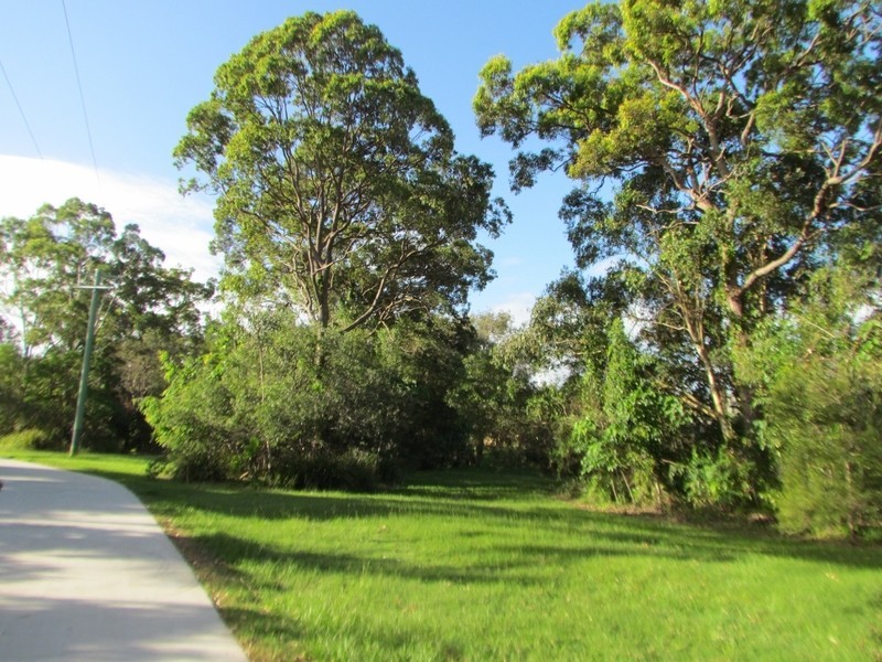 2/50 Botanical Drive, Labrador QLD 4215