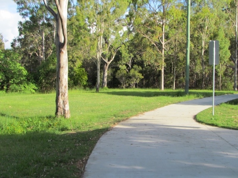 2/50 Botanical Drive, Labrador QLD 4215