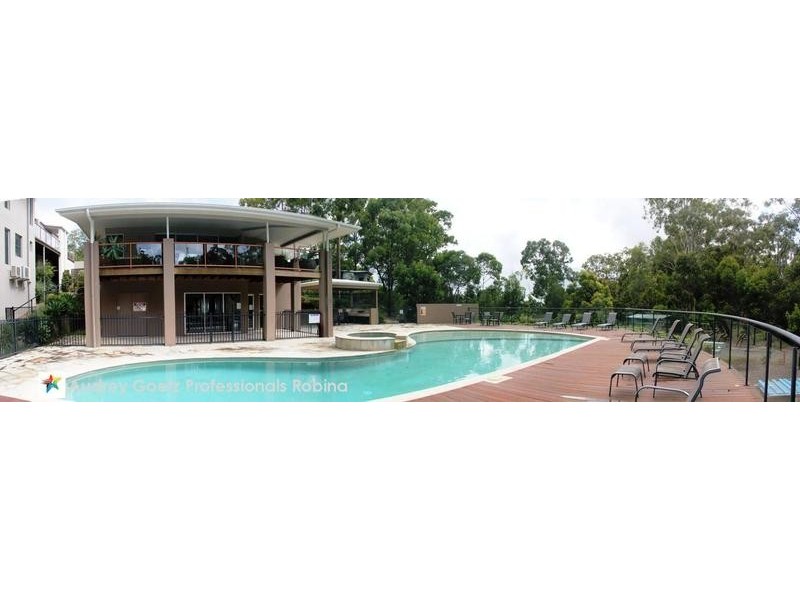 61 Lancashire Drive, Mudgeeraba QLD 4213