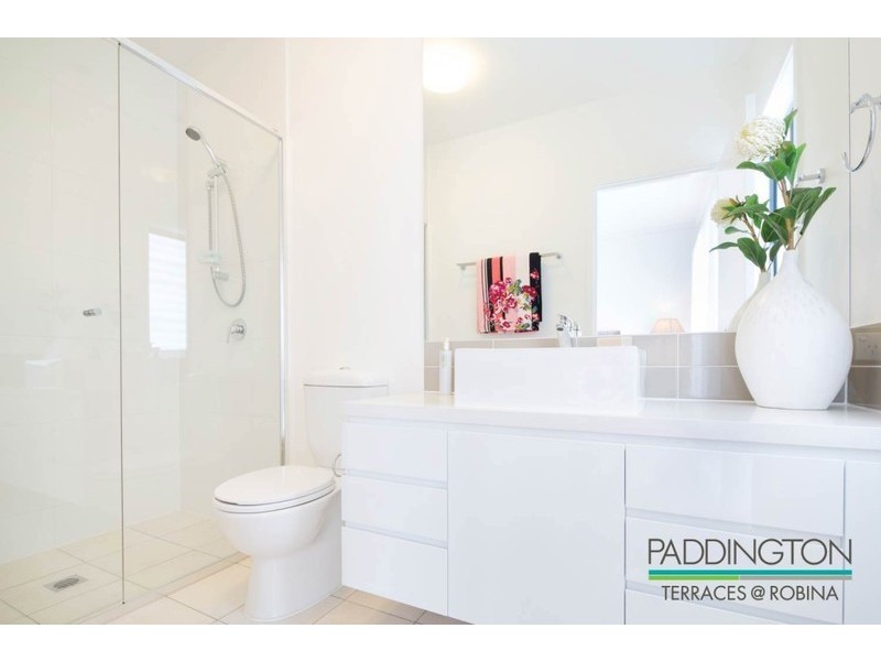 95 The Gardenway, Robina QLD 4226