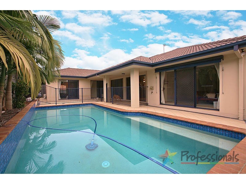 51 Lancewood Circuit, Robina QLD 4226