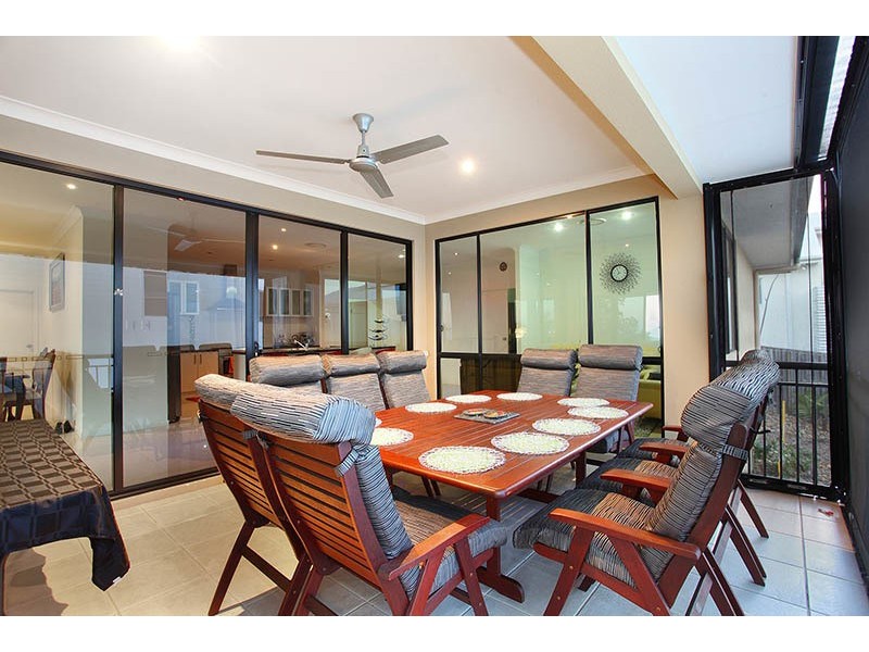 25 Worchester Terrace, Reedy Creek QLD 4227