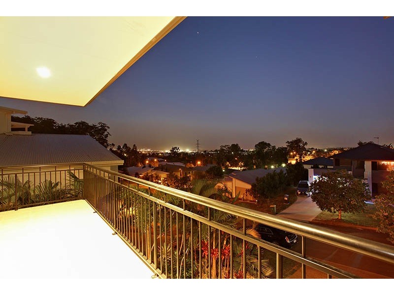 25 Worchester Terrace, Reedy Creek QLD 4227