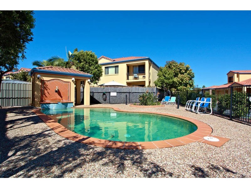 20/2 CONCORD Crescent, Robina QLD 4226