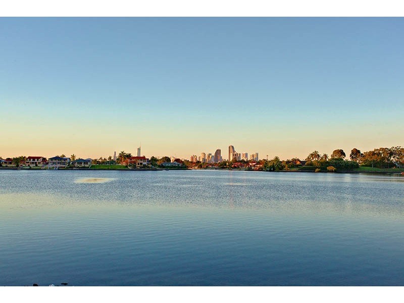 98/300 Cottesloe Drive, Mermaid Waters QLD 4218