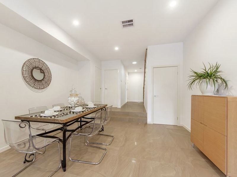 1/17 Stephens Street, Burleigh Heads QLD 4220
