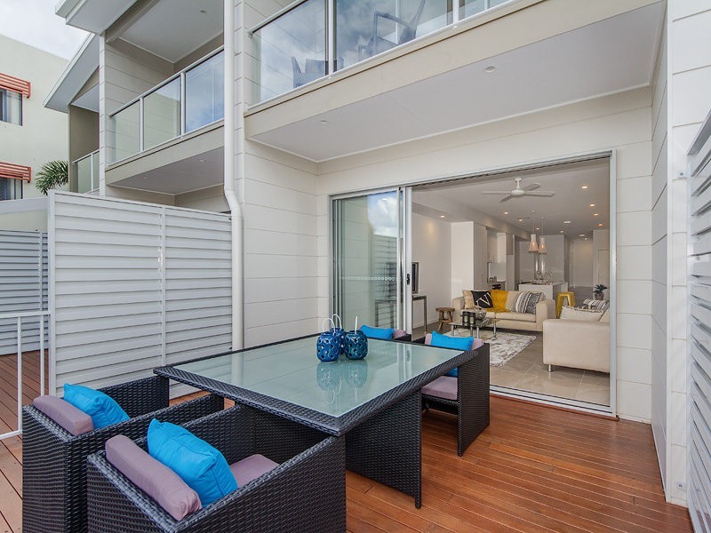 1/17 Stephens Street, Burleigh Heads QLD 4220