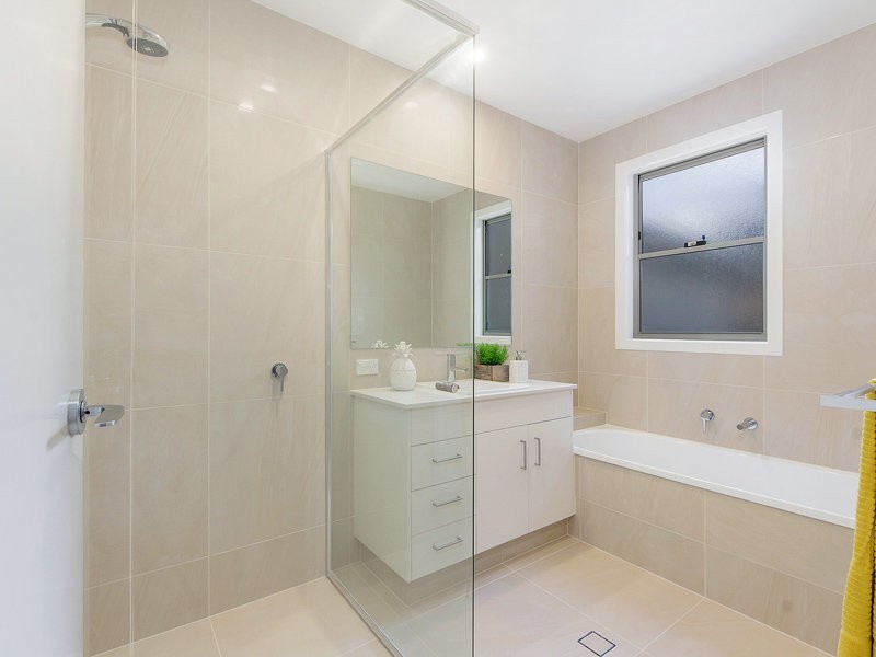 1/17 Stephens Street, Burleigh Heads QLD 4220