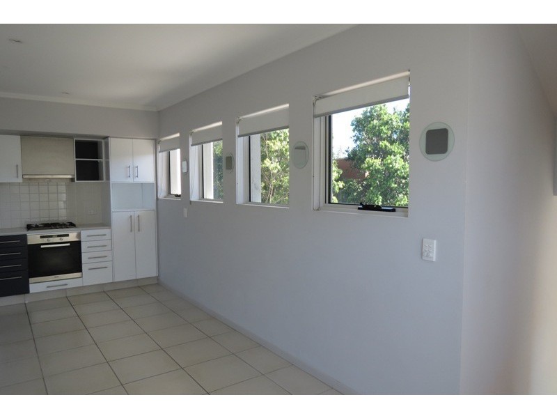 1/9 Watts Drive, Varsity Lakes QLD 4227