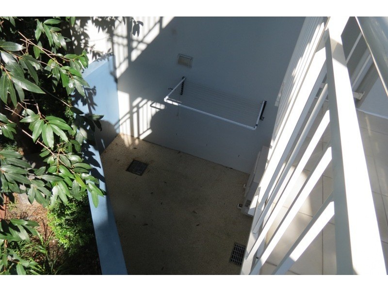 1/9 Watts Drive, Varsity Lakes QLD 4227