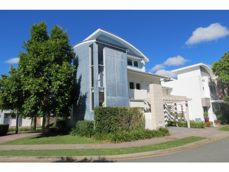 1/9 Watts Drive, Varsity Lakes QLD 4227