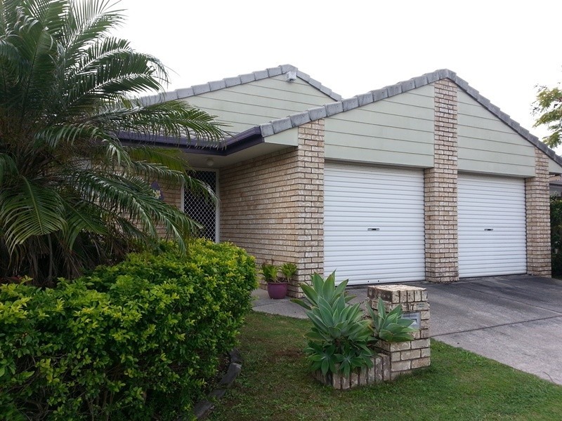 17 Altissimo Close, Varsity Lakes QLD 4227