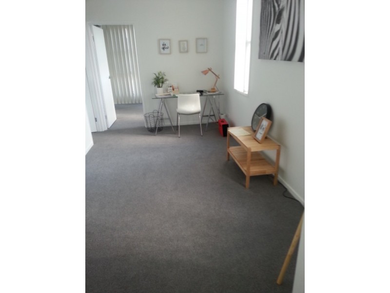 30 Fairlight Avenue, Robina QLD 4226