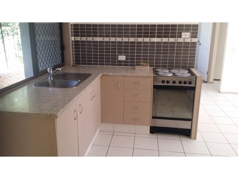 1/34 Callistemon Court, Arundel QLD 4214