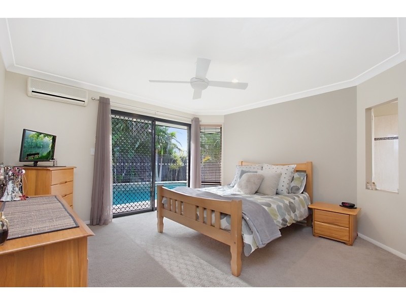 36 Lancewood Circuit, Robina QLD 4226