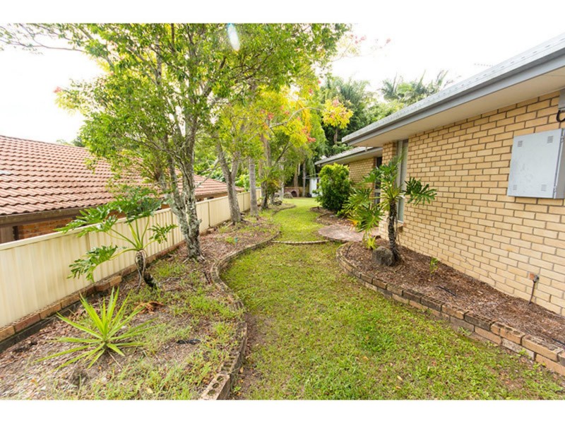 6 Sueden Court, Nerang QLD 4211