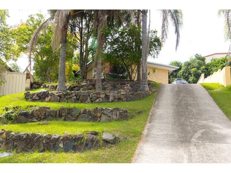6 Sueden Court, Nerang QLD 4211