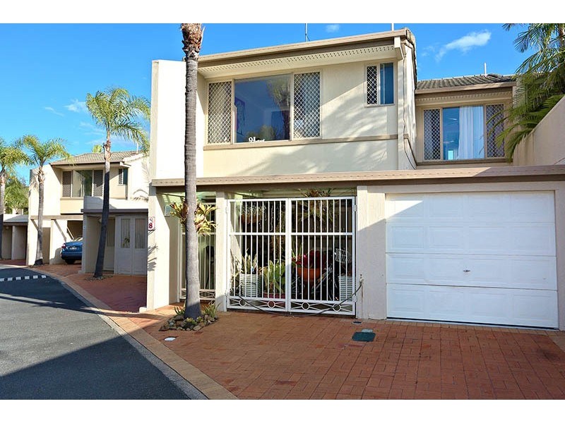 8/1 Resort Drive, Robina QLD 4226