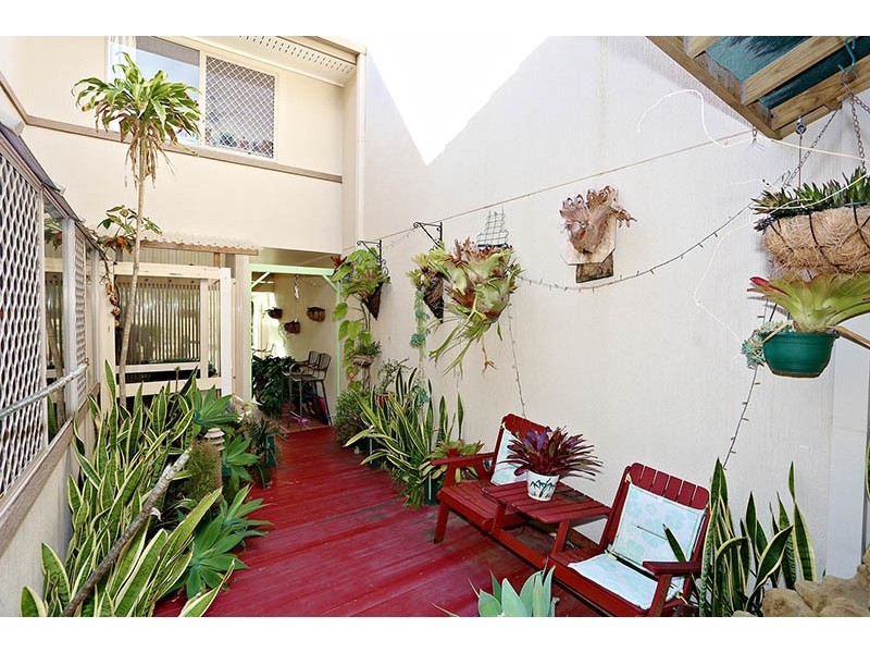 8/1 Resort Drive, Robina QLD 4226