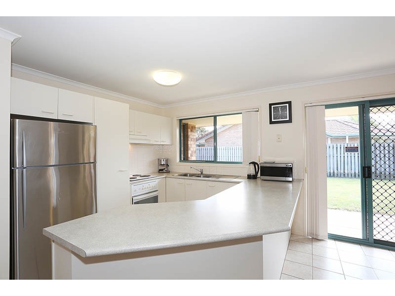 18 Dunedin Close, Merrimac QLD 4226