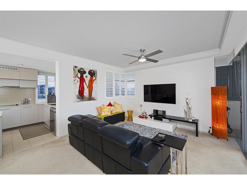 15/38 Riverwalk Avenue, Robina QLD 4226