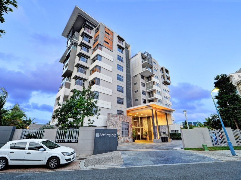 15/38 Riverwalk Avenue, Robina QLD 4226