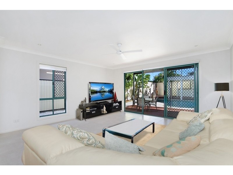 21 Bondi Avenue, Mermaid Beach QLD 4218