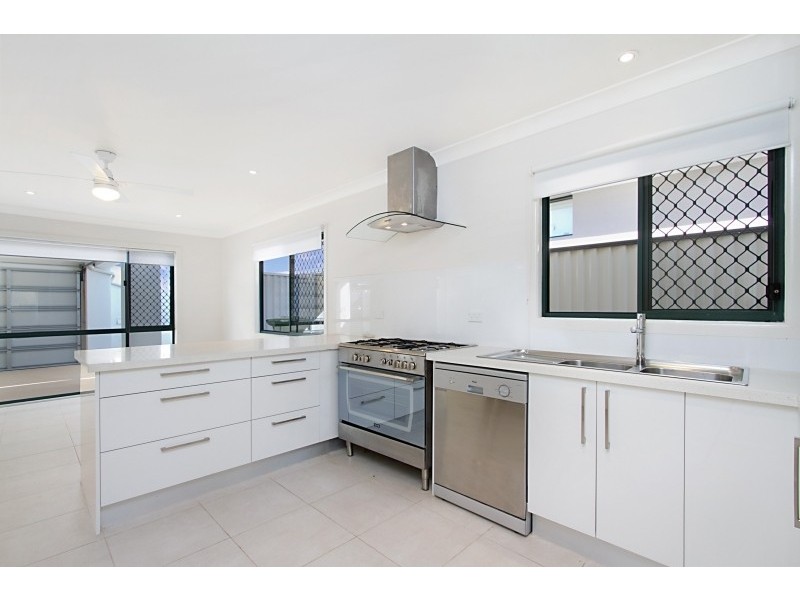 21 Bondi Avenue, Mermaid Beach QLD 4218