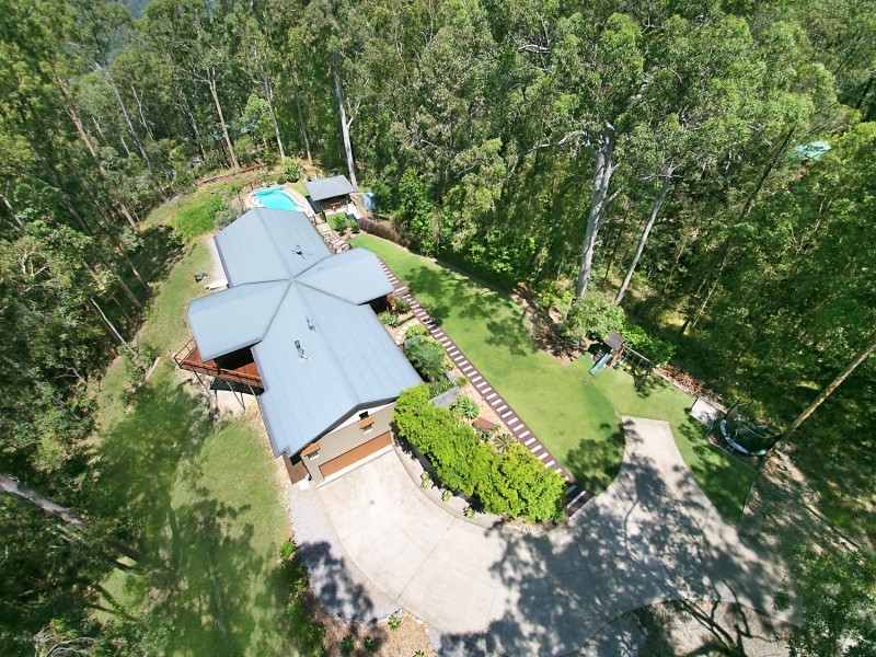 60 Bromfield Drive, Bonogin QLD 4213