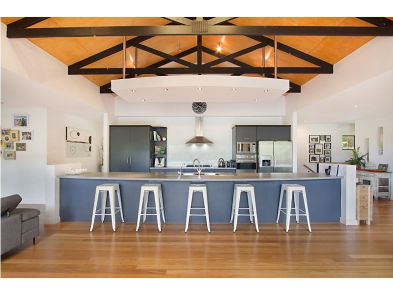 60 Bromfield Drive, Bonogin QLD 4213