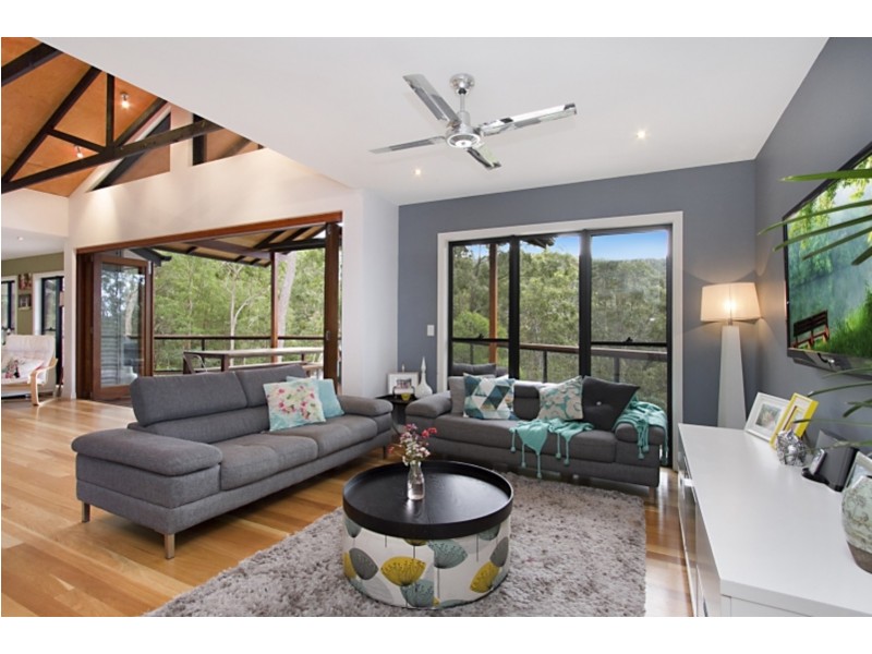 60 Bromfield Drive, Bonogin QLD 4213