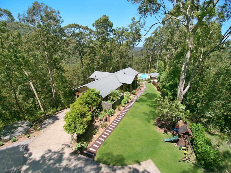 60 Bromfield Drive, Bonogin QLD 4213