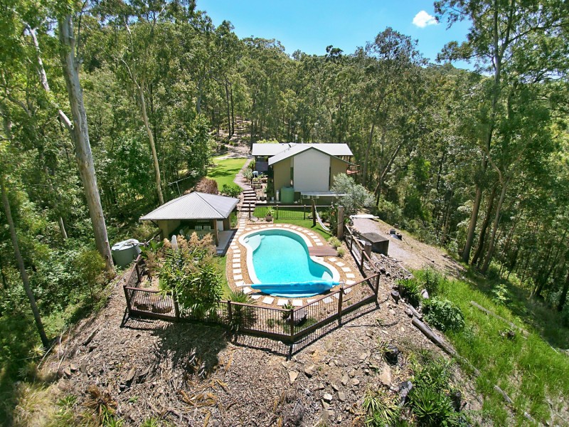 60 Bromfield Drive, Bonogin QLD 4213