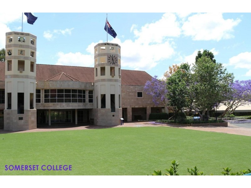 60 Bromfield Drive, Bonogin QLD 4213