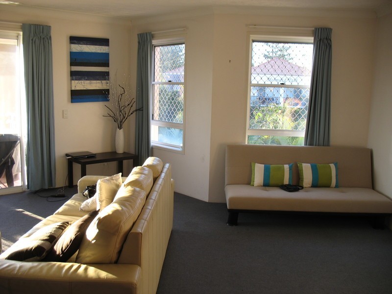 18/2489 Gold Coast Highway, Mermaid Beach QLD 4218