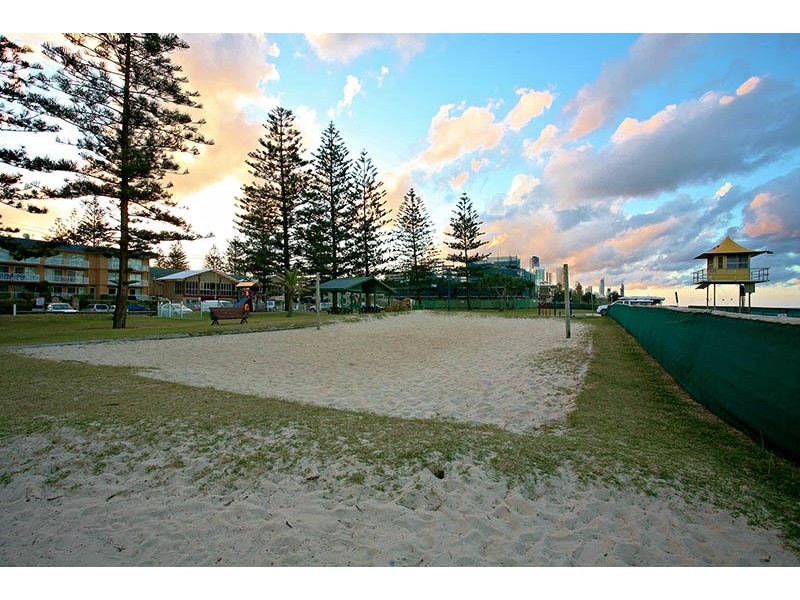 18/2489 Gold Coast Highway, Mermaid Beach QLD 4218