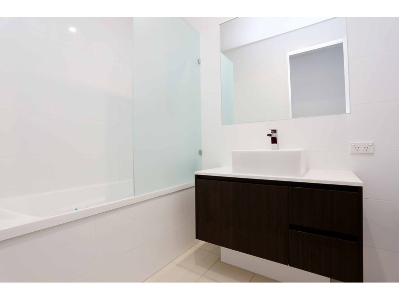 3/6-8 South Bay Drive, Varsity Lakes QLD 4227