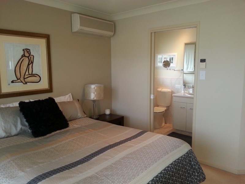 1 Breanna Court, Mudgeeraba QLD 4213