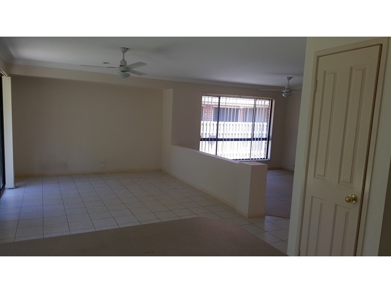39 Swanton Drive, Mudgeeraba QLD 4213