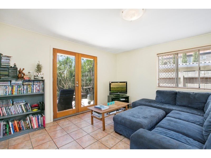 114 Nobby Parade, Miami QLD 4220